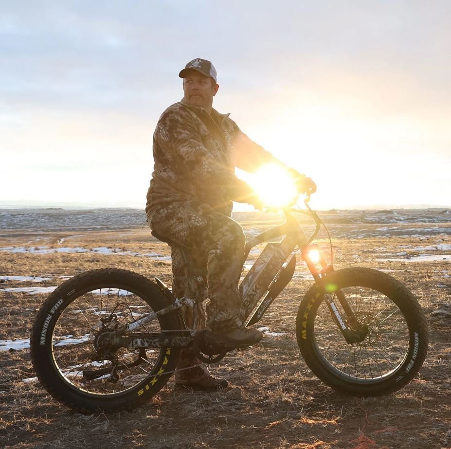BAKCOU Storm Large Frame Electric Hunting Bike - switchable motor output